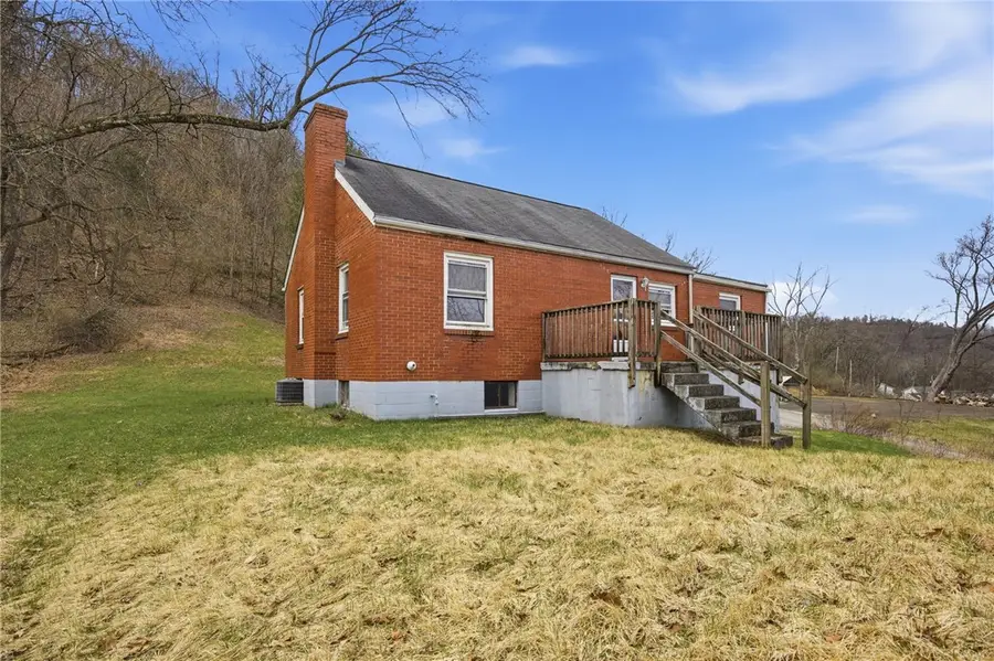 105 Pine St, Trafford, PA 15085 - #3