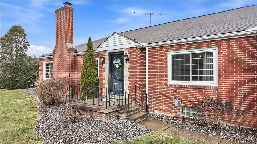 516 Wallace Run Rd, Beaver Falls, PA 15010 - #3