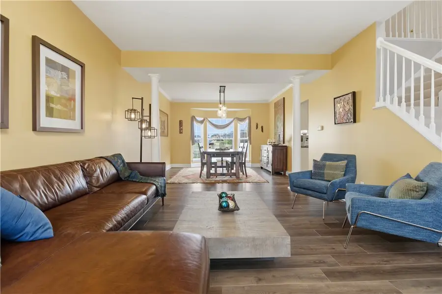 103 Woodcrest Pl, Venetia, PA 15367 - #2