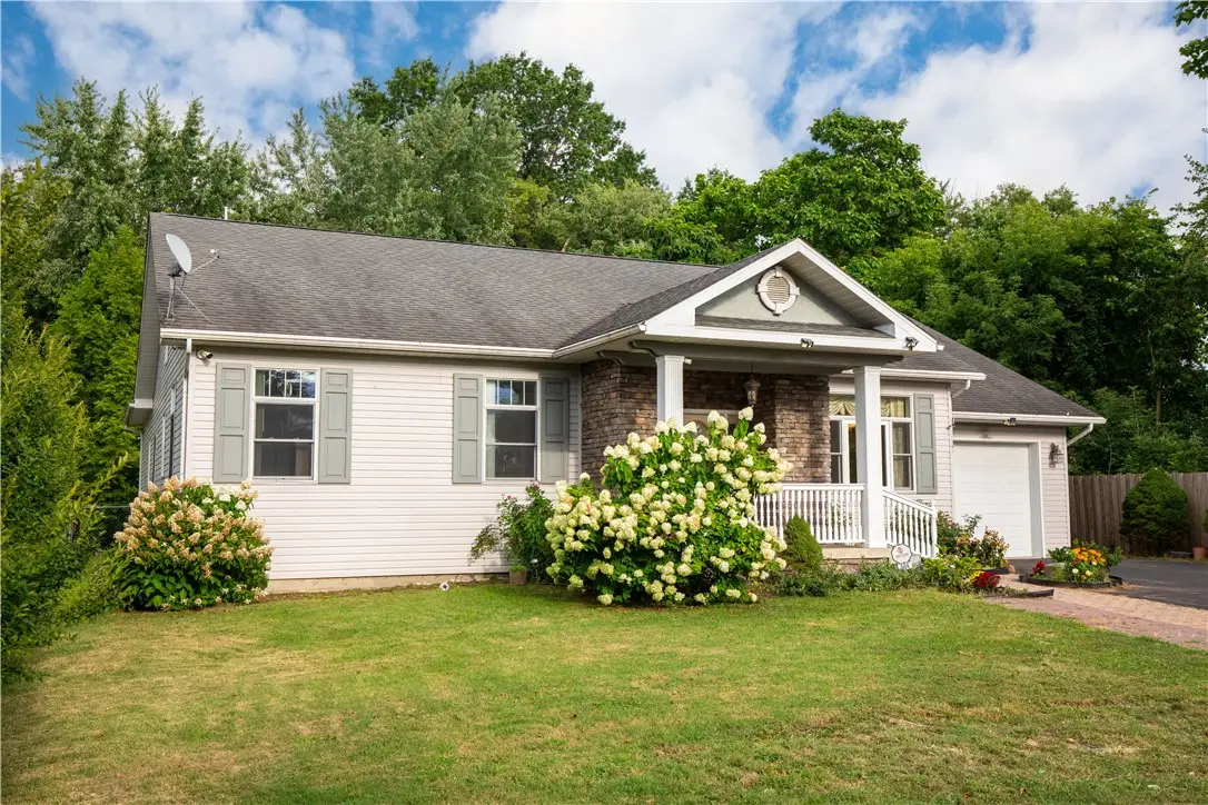 504 N Buhl Farm Dr, Hermitage, PA 16148 - #1