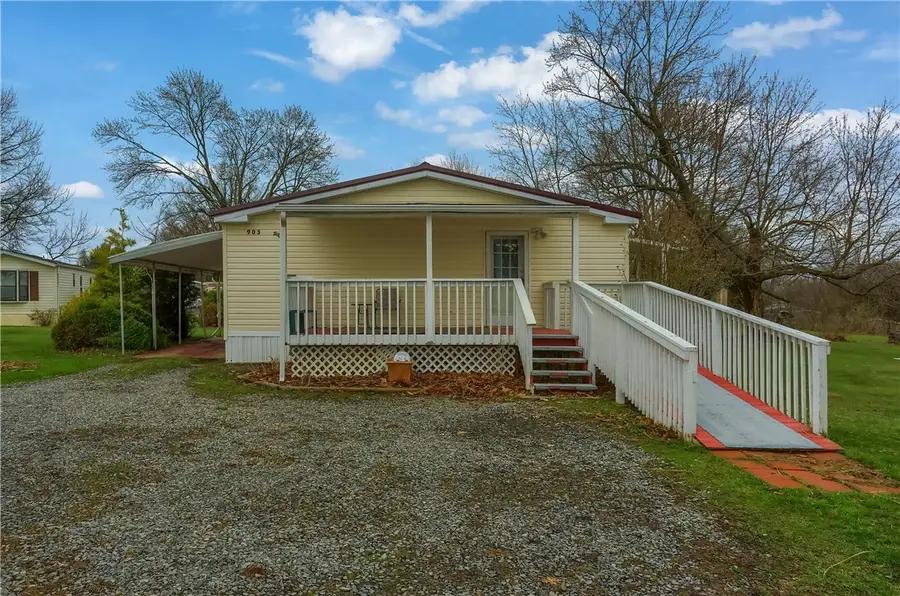 903 Chester Dr, Cranberry, PA 16066 - #2