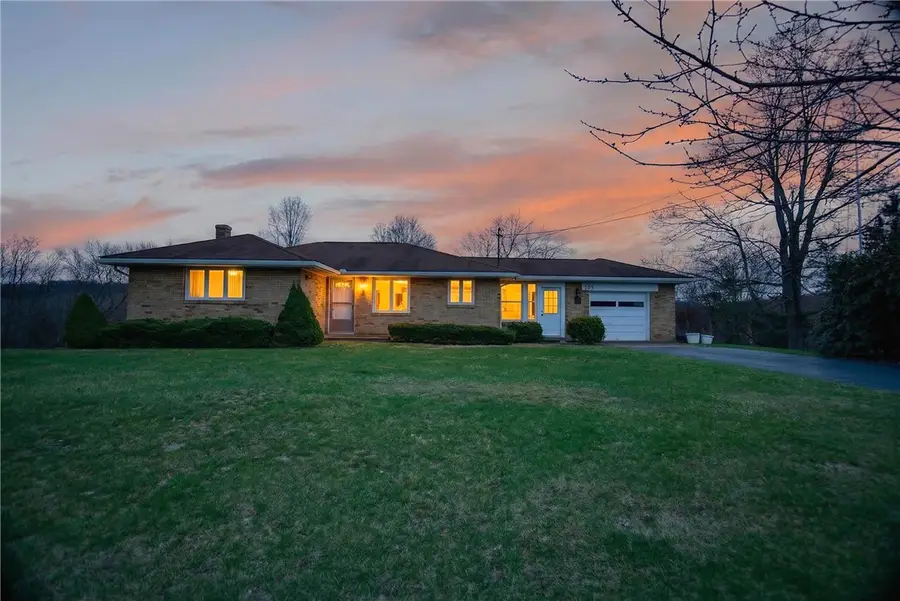 105 Clearview Dr, Baden, PA 15005 - #2