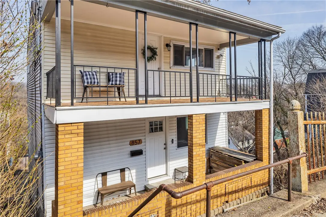 857 Flemington St, Pittsburgh, PA 15217 - #1