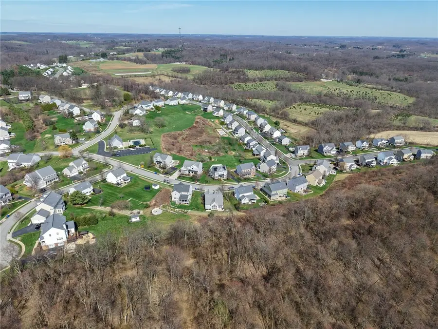 252 Estates Dr, Gibsonia, PA 15044 - #3