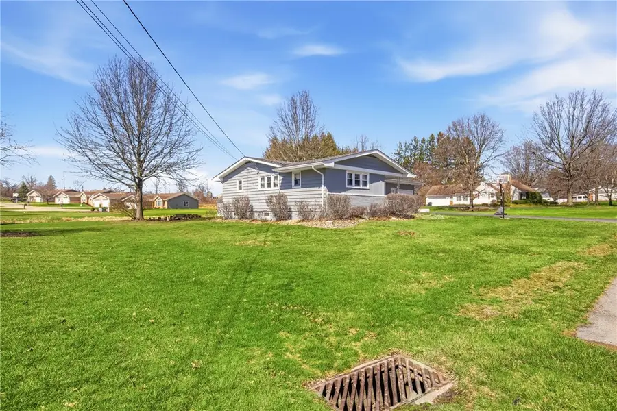 524 Dott Ave, Somerset, PA 15501 - #3