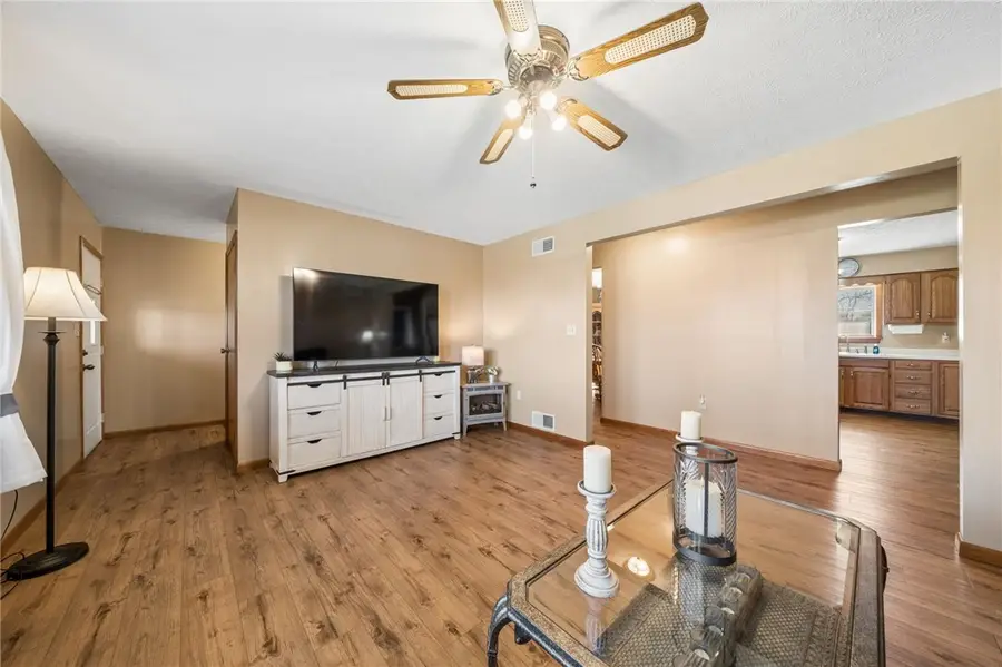 138 Buckeye Rd, Mount Pleasant, PA 15666 - #3