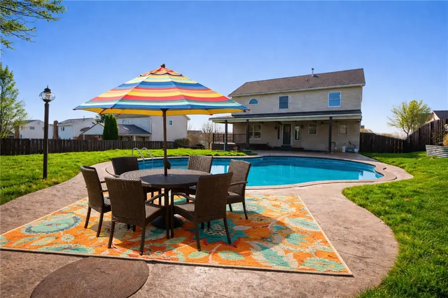 814 Cleardale Dr, Greensburg, PA 15601 - #2