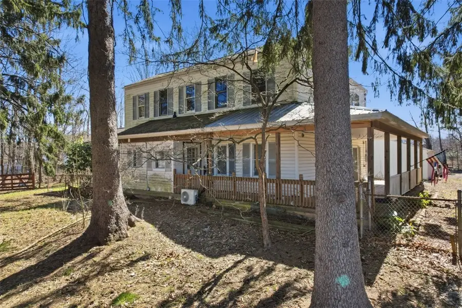 7524 Franklin Rd, Cranberry, PA 16066 - #2