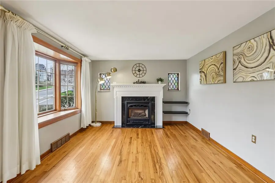 3027 Dwight Ave, Pittsburgh, PA 15216 - #3