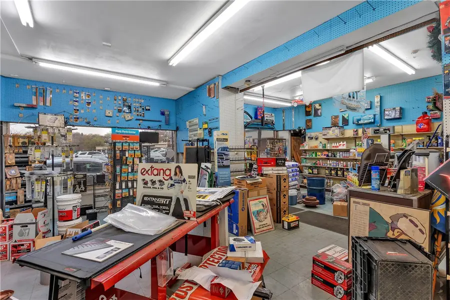 1902-1904 Monongahela Ave, Swissvale, PA 15218 - #2