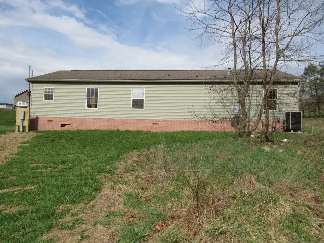 705 Petersburg Road, Connellsville, PA 15425 - #2