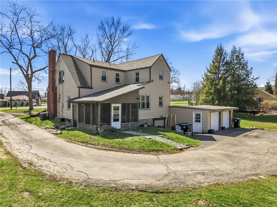 5143 E State St, Hermitage, PA 16148 - #2