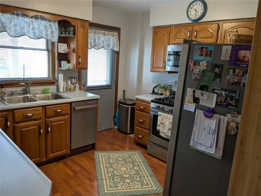 2525 7th Ave, Beaver Falls, PA 15010 - #3