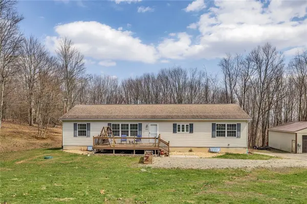 219 Pine Hill Rd, Shelocta, PA 15774