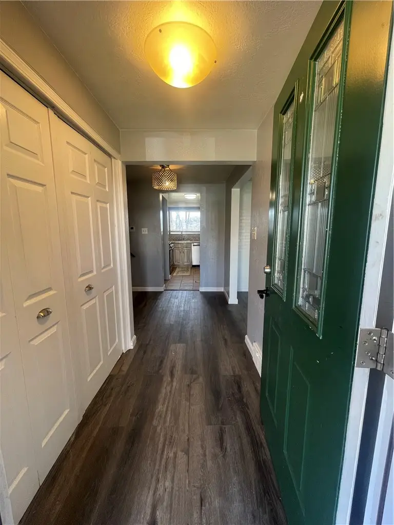 1419 Cardinal Dr, Pittsburgh, PA 15243 - #2