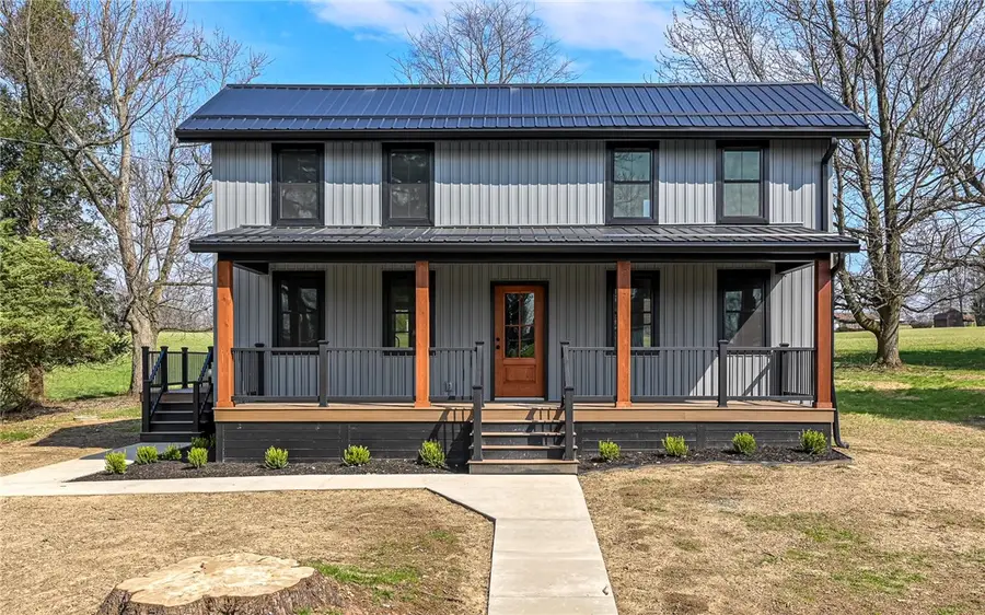 270 Laurel Rock Dr, Beaver Falls, PA 15010 - #2