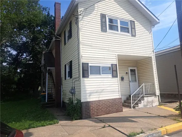 108 E 1st Ave, Derry, PA 15627