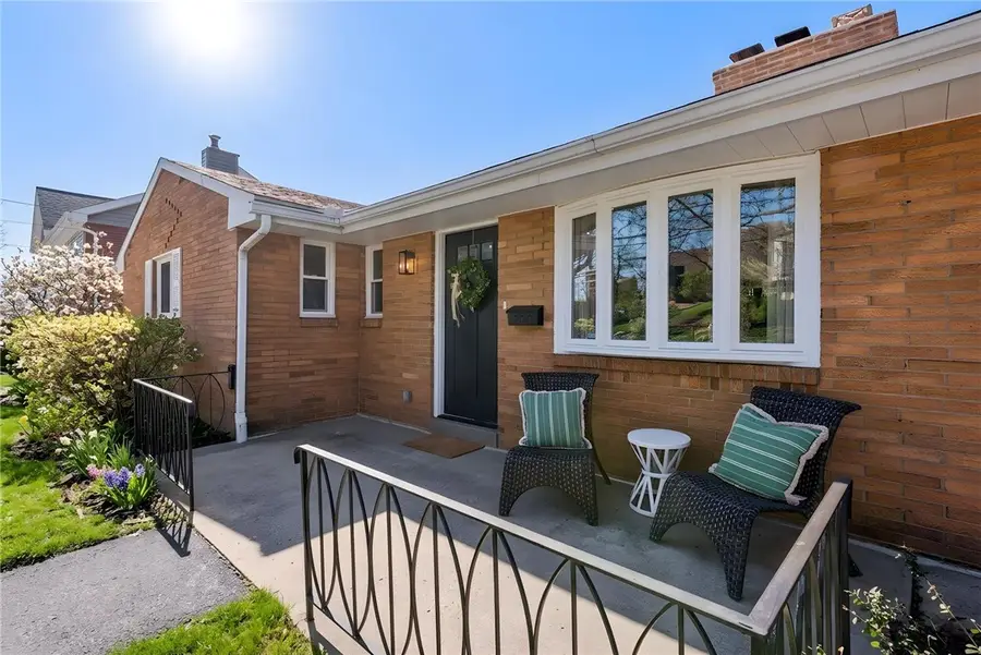 490 Old Clairton Rd, Pittsburgh, PA 15236 - #2