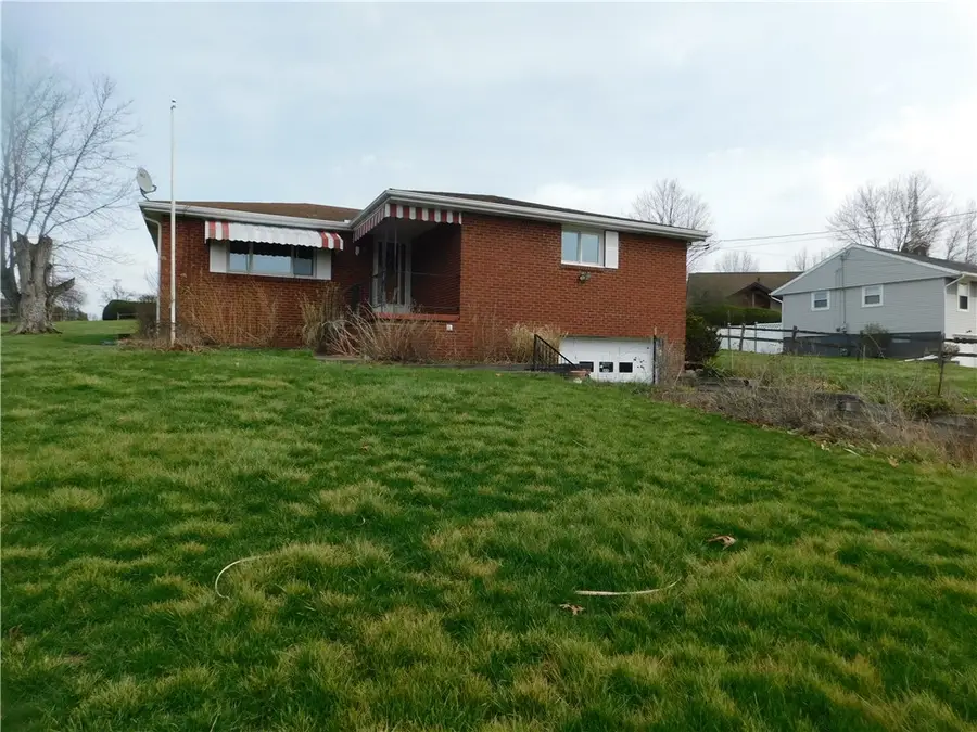 1080 Park Ave, Waynesburg, PA 15370 - #3