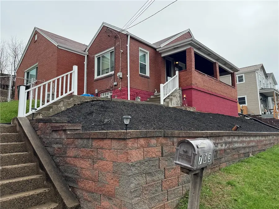 703 Laura St, West Mifflin, PA 15122 - #2