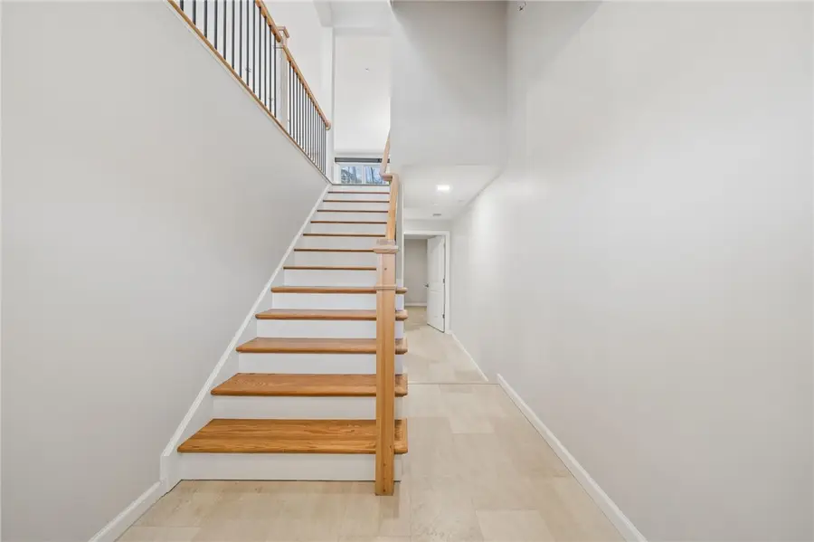 404 Walnut Court, Pittsburgh, PA 15237 - #2