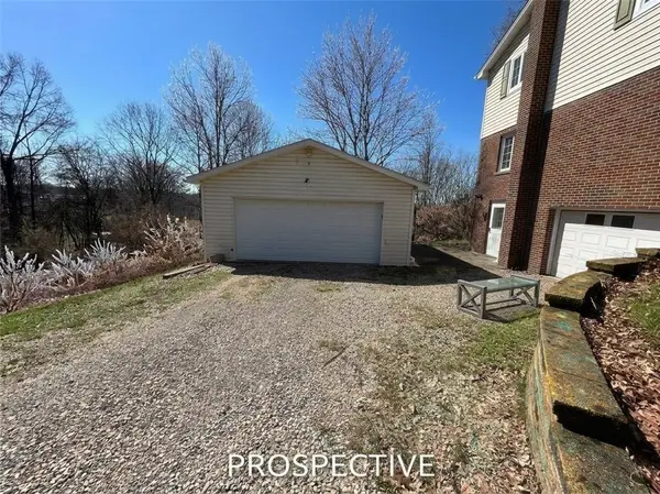 622 Ross Dr, Apollo, PA 15613