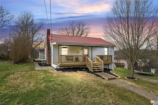 110 Grant St, Burgettstown, PA 15021