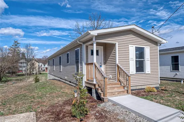 453 Motheral Ave, Monessen, PA 15605