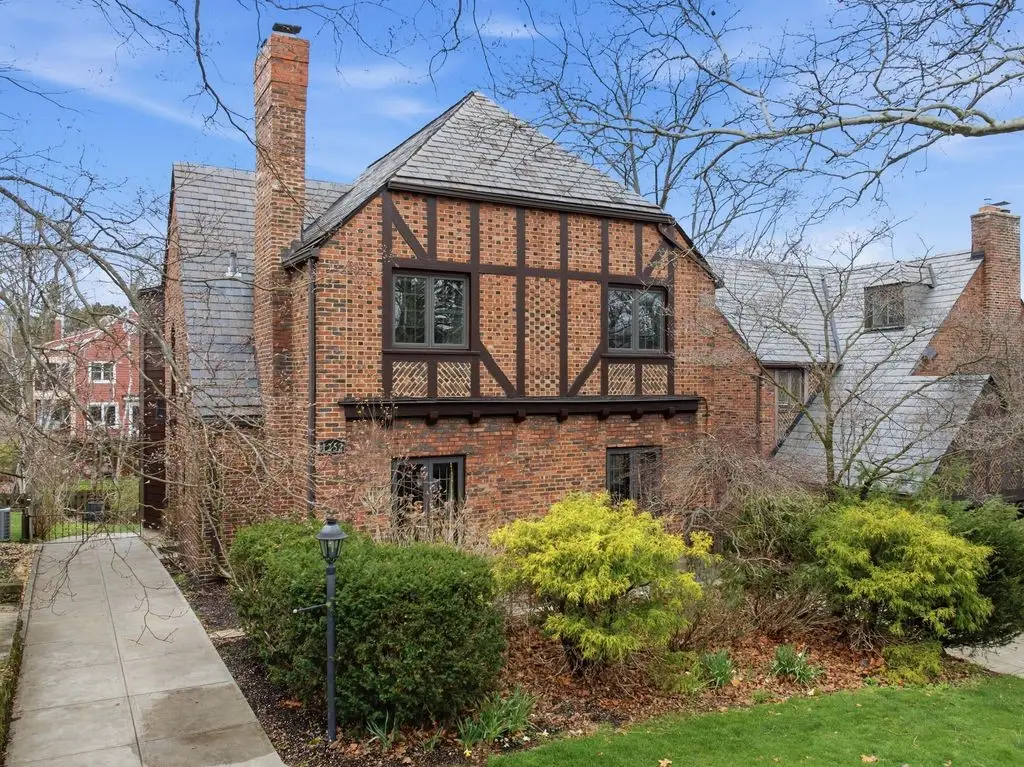 1252 Bellerock St, Pittsburgh, PA 15217 - #1