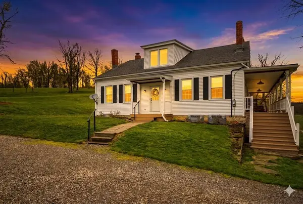 395 Mcguffey Rd, West Alexander, PA 15376