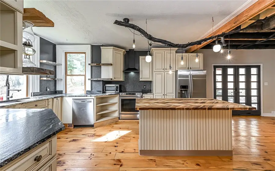 3261 Wexford Rd, Gibsonia, PA 15044 - #2