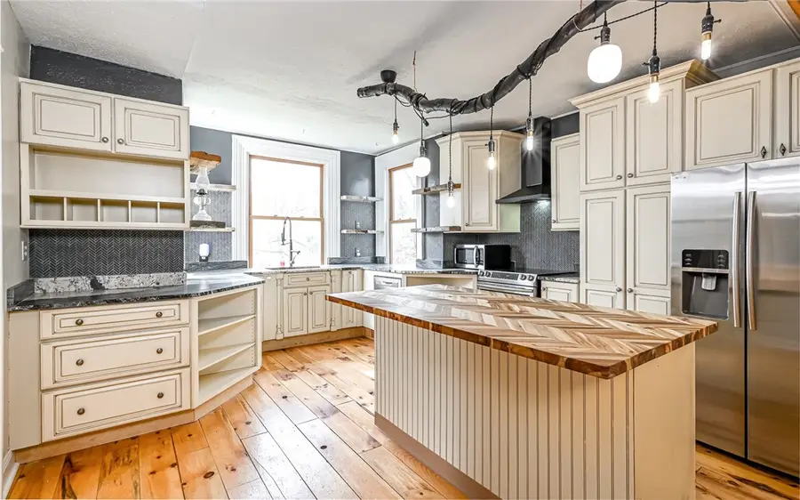 3261 Wexford Rd, Gibsonia, PA 15044 - #3