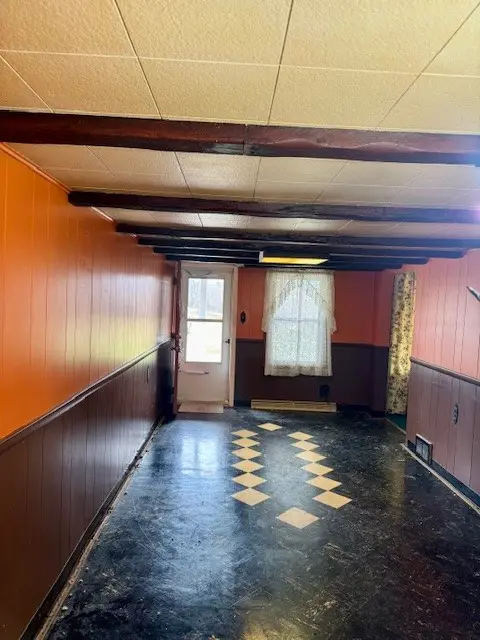 201 Hillvue Dr, Butler, PA 16001 - #3