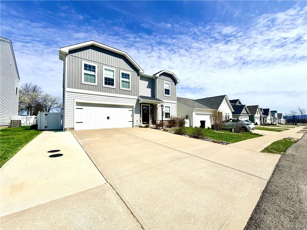 1017 Colonial Dr, Uniontown, PA 15401 - #1