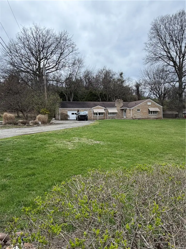 750 Tyrol Blvd, Monessen, PA 15062 - #1