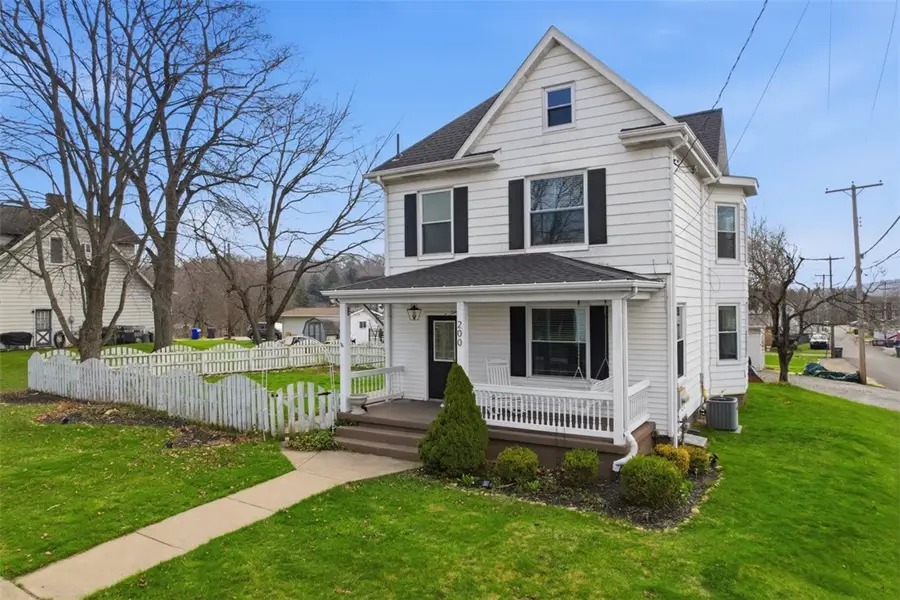 200 Clark St, Mars, PA 16046 - #3