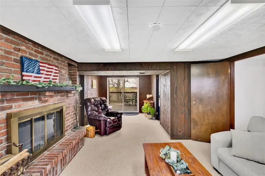 520 Carolina Dr, Oakdale, PA 15071 - #2