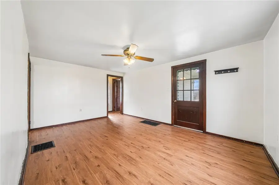 158 Holly Place, Mount Pleasant, PA 15666 - #2