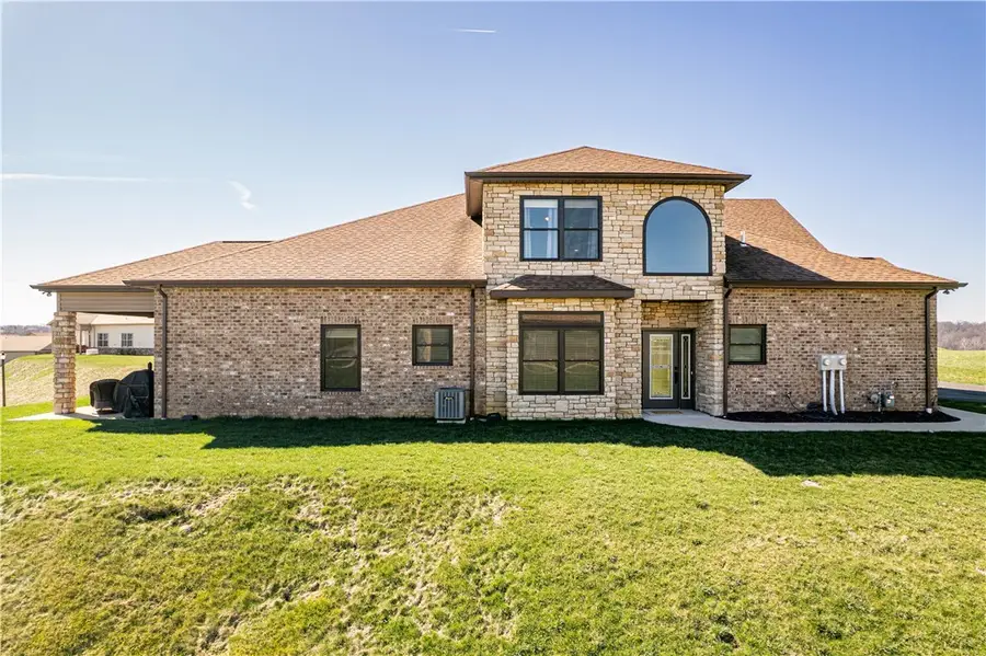 1207 Bellfield Ct, Greensburg, PA 15601 - #3