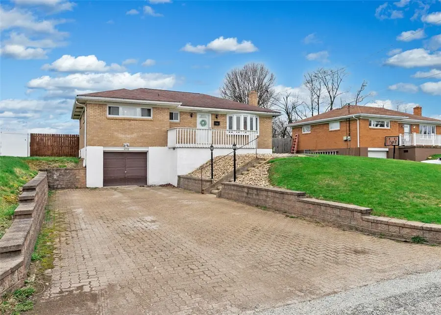 4708 Bert Dr, Monroeville, PA 15146 - #3