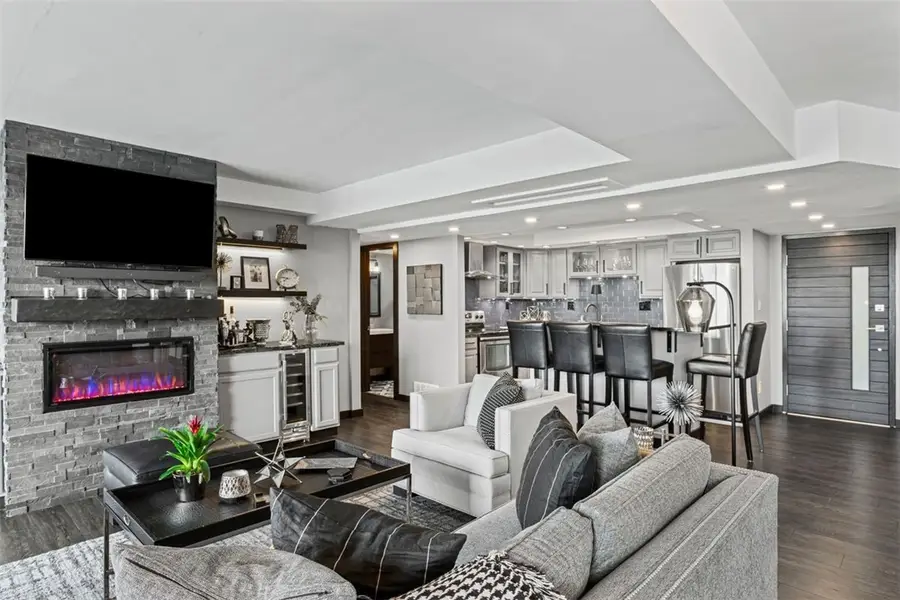 1000 Grandview Ave #405, Pittsburgh, PA 15211 - #3