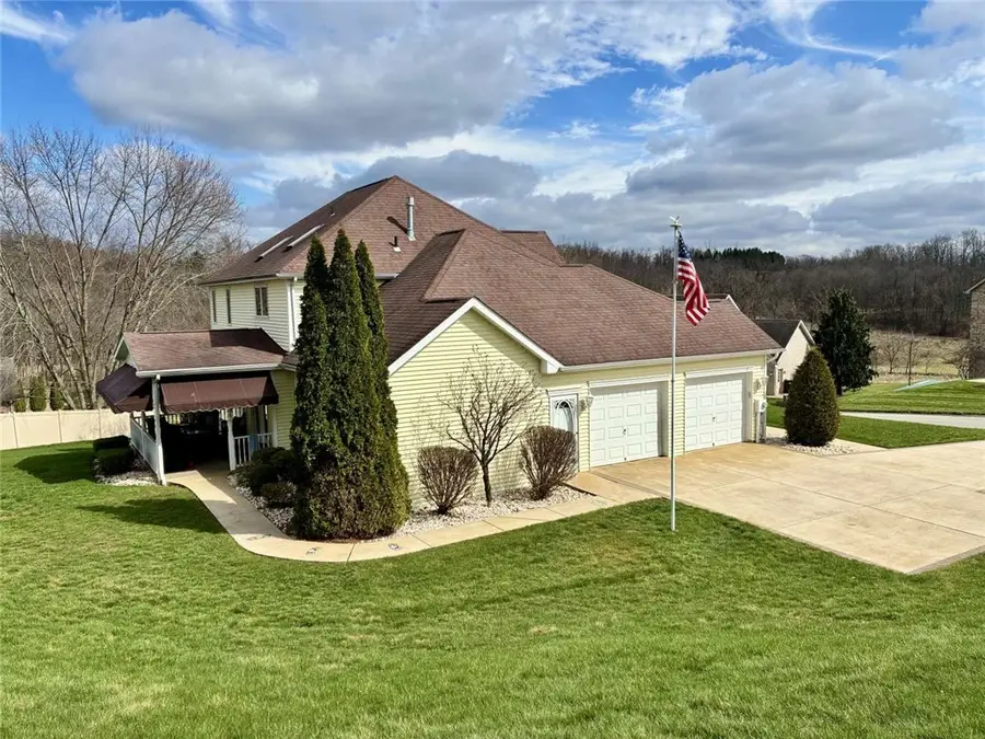 11091 Belaire Dr, North Huntingdon, PA 15642 - #3