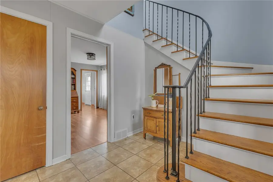 2893 Brodhead Rd, Aliquippa, PA 15001 - #3