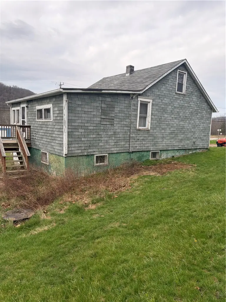 104 1st St, Confluence, PA 15424 - #2