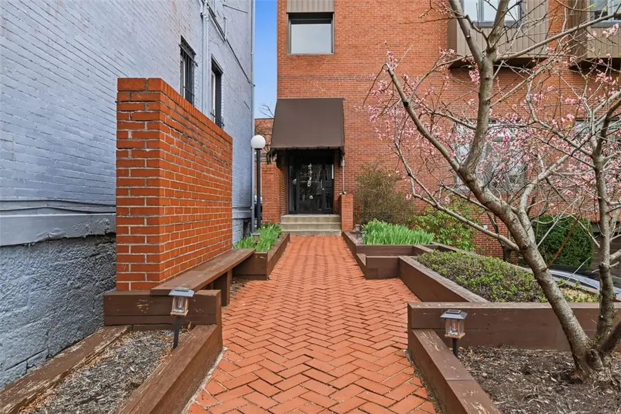 325 S Highland Ave #205, Pittsburgh, PA 15206 - #2