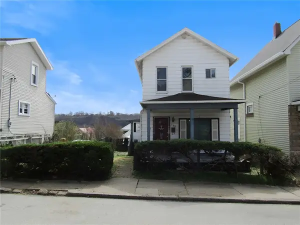 333 W 8th Ave, Tarentum, PA 15084