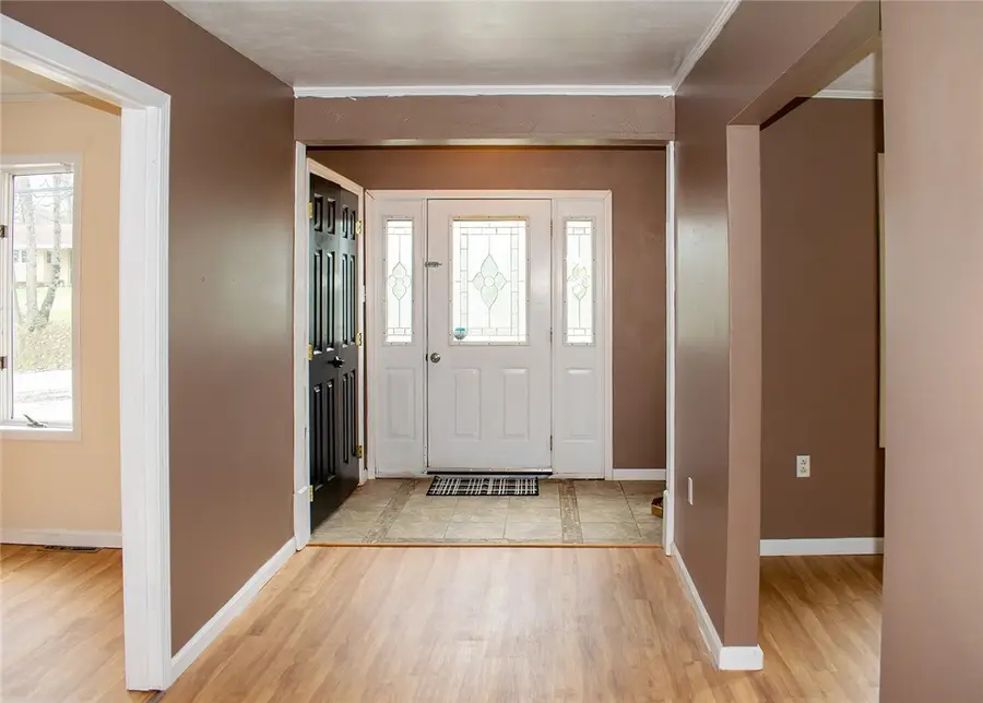 1378 Robbins Station Rd, Irwin, PA 15642 - #2