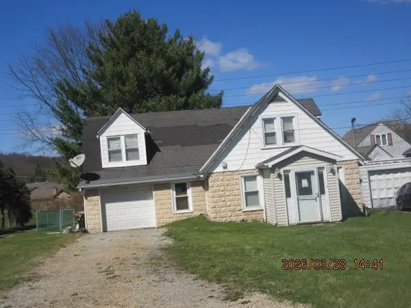 821 Mckinley Ave, Harwick, PA 15049
