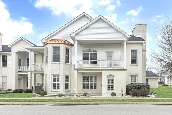 216 Adams Pointe Blvd #8, Mars, PA 16046