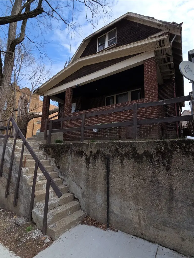 874 Kenneth Ave, New Kensington, PA 15068 - #2